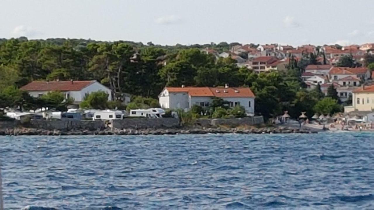Apartment Gaga And Nia Krk Town Eksteriør bilde